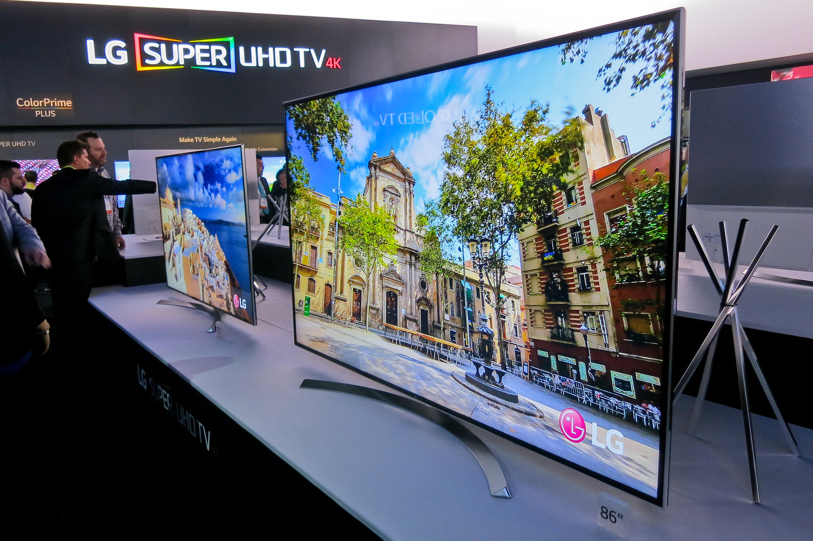 Do I Need a 4k TV?  What Is It and Where Can I Watch 4k TV Shows and Movies?